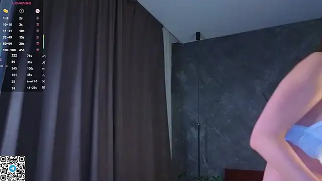 VincenzaGarigliano online show from November 17, 2025, 1:11 am