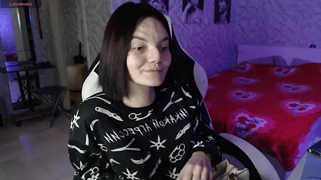 Snapshot of Kitti_study chatting on October 18, 2025, 6:16 am Kitti study online show from October 18, 2025, 6:16 am