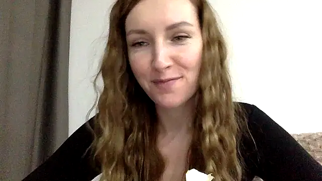 Varnyx online show from December 22, 2025, 7:00 pm