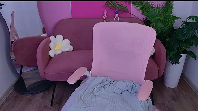 Snapshot of Angel_Braun chatting on October 9, 2025, 12:03 pm Angel Braun online show from October 9, 2025, 12:03 pm