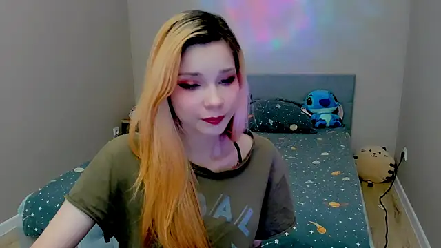 Kitten Alissa online show from October 2, 2025, 6:15 pm