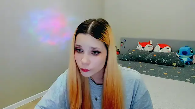 Kitten Alissa online show from October 4, 2025, 8:07 pm