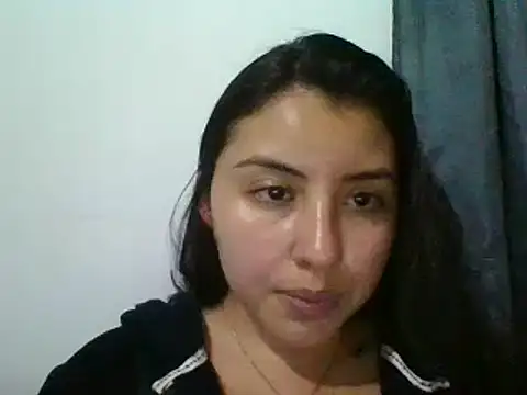 Snapshot of _Romilly_ chatting on October 26, 2025, 3:23 am Romilly online show from October 26, 2025, 3:23 am