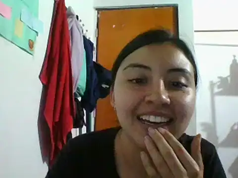 Snapshot of _Romilly_ chatting on November 13, 2025, 1:48 am Romilly online show from November 13, 2025, 1:48 am