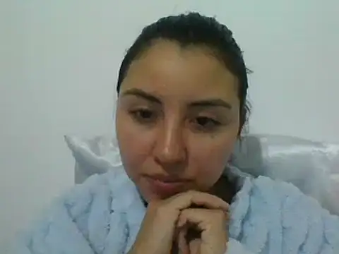 Snapshot of _Romilly_ chatting on April 11, 2026, 2:27 am Romilly online show from April 11, 2026, 2:27 am