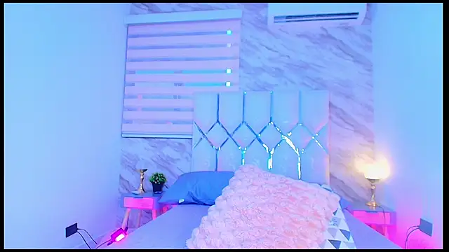 collet 1 online show from December 14, 2025, 11:59 am