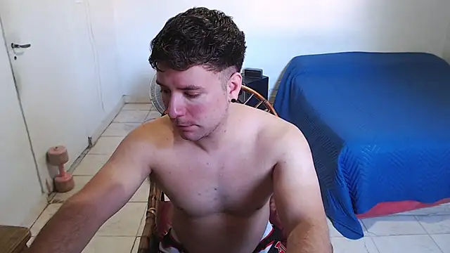 ferrari1996 online show from December 16, 2025, 7:19 pm