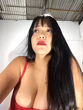 Snapshot of karly_hot_ chatting on April 24, 2026, 12:35 am karly hot online show from April 24, 2026, 12:35 am