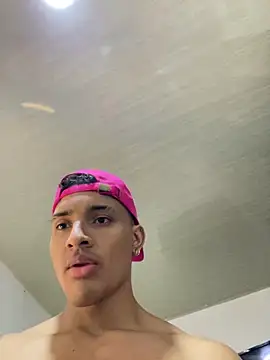 Snapshot of Smith_Fitness chatting on May 6, 2026, 2:00 pm Smith Fitness online show from May 6, 2026, 2:00 pm