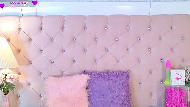 CaterinaRomano online show from February 2, 2026, 2:16 pm