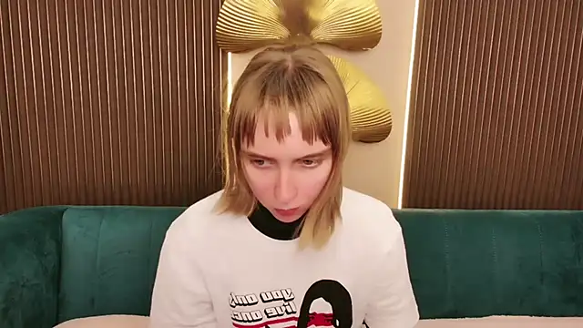 Beverly Gomes online show from September 27, 2025, 10:42 am