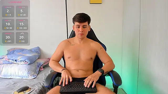 Gingertwink n online show from June 28, 2026, 4:02 pm
