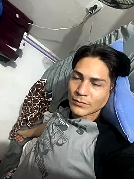 StevenHumps online show from September 16, 2025, 9:27 pm