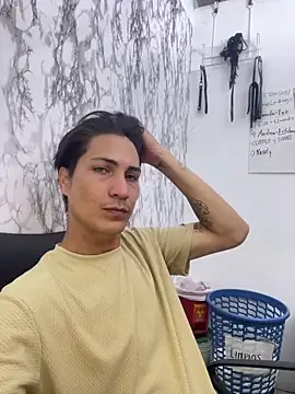 StevenHumps online show from October 23, 2025, 2:55 am