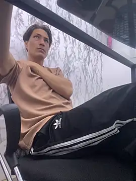 StevenHumps online show from November 8, 2025, 5:18 am