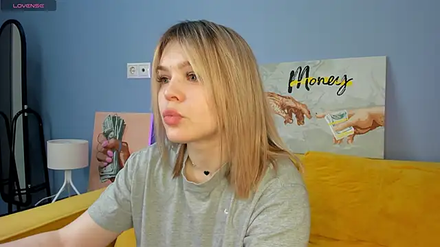 Jerry-Hall online show from April 22, 2026, 1:08 am