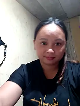 -Kitty-92 online show from September 30, 2025, 1:32 am