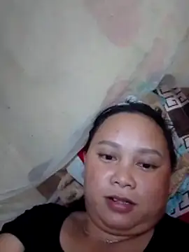 -Kitty-92 online show from October 25, 2025, 2:35 pm