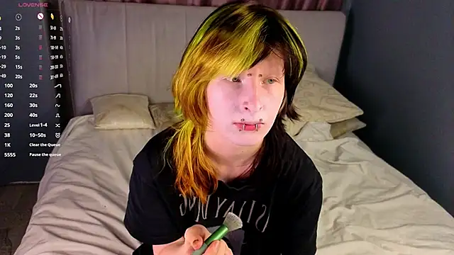 KandraCruser online show from November 20, 2025, 8:08 pm