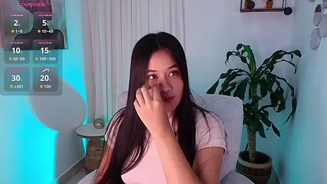 AlisxxnFx online show from November 7, 2025, 3:17 am