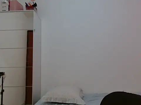 Snapshot of ApenasLys chatting on July 15, 2026, 1:55 am ApenasLys online show from July 15, 2026, 1:55 am
