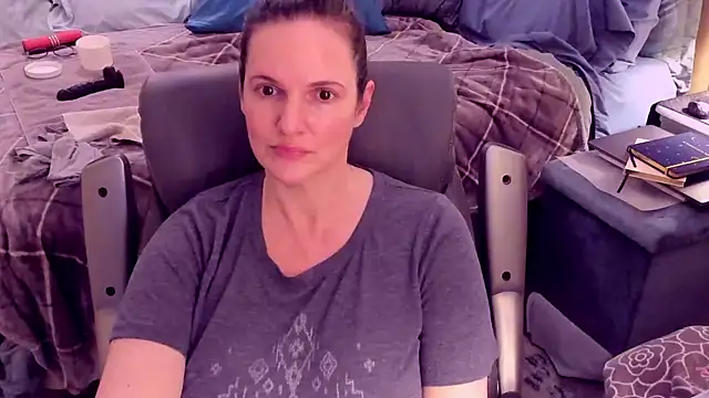 ninajaymes online show from January 5, 2025, 3:32 am