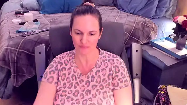 ninajaymes online show from January 22, 2025, 7:57 am