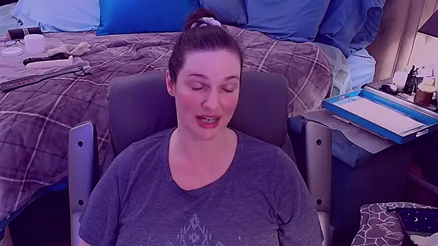 ninajaymes online show from February 19, 2025, 4:55 am