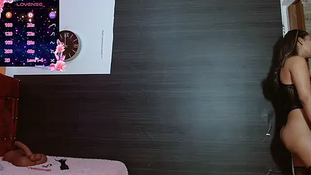 ShadenSx online show from October 4, 2025, 6:06 pm