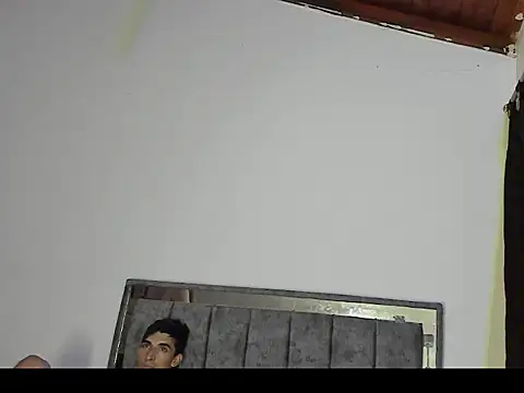 Snapshot of Golosa_hard_sex chatting on November 8, 2025, 10:19 pm Golosa hard sex online show from November 8, 2025, 10:19 pm