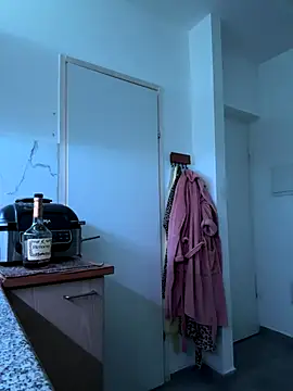 KstnSrg19 online show from November 29, 2025, 8:56 pm