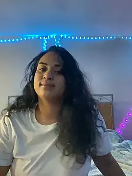 Snapshot of SoakedUpKitty- chatting on August 5, 2026, 5:43 am SoakedUpKitty- online show from August 5, 2026, 5:43 am
