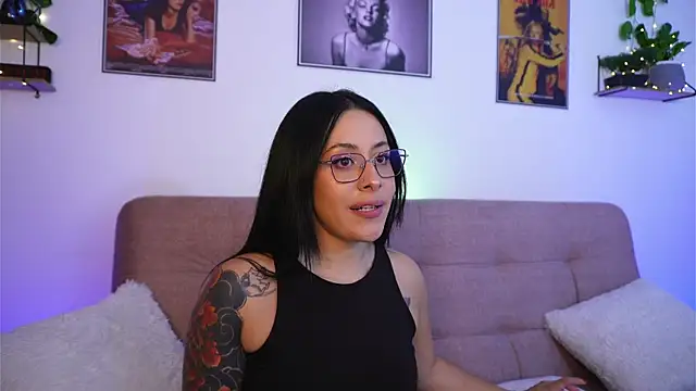 SophiieCumsx online show from January 13, 2026, 6:29 am