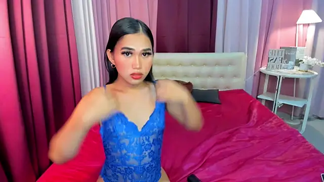 Chantalriches online show from December 1, 2025, 6:13 pm