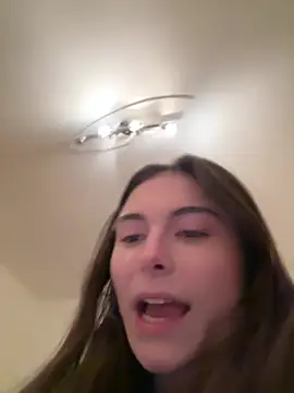 Snapshot of SophiiaStarr chatting on January 17, 2026, 7:39 pm SophiiaStarr online show from January 17, 2026, 7:39 pm