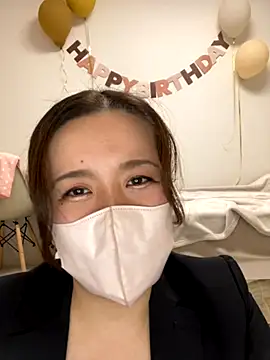 NATSUMI00 online show from October 11, 2025, 11:53 am