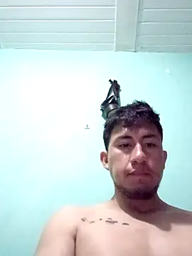 Snapshot of True_Di chatting on September 12, 2025, 3:06 am True Di online show from September 12, 2025, 3:06 am