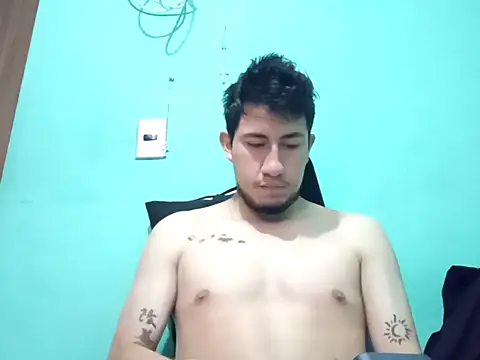 Snapshot of True_Di chatting on October 11, 2025, 11:31 am True Di online show from October 11, 2025, 11:31 am