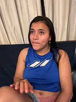 Snapshot of Tasha_and_Karl chatting on September 20, 2025, 3:29 am Tasha and Karl online show from September 20, 2025, 3:29 am