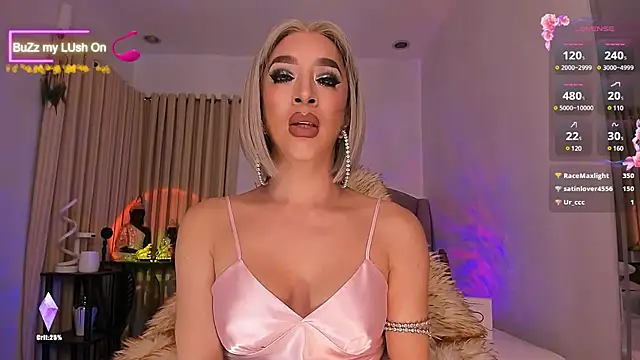 Snapshot of Dream_Goddess chatting on March 1, 2025, 12:45 pm Dream Goddess online show from March 1, 2025, 12:45 pm