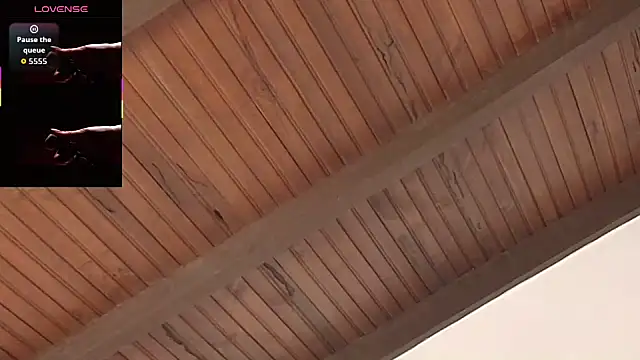 perla77 online show from October 22, 2025, 8:08 pm