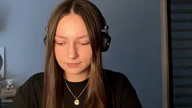 SoulHiperAgne  online show from October 17, 2025, 1:03 pm