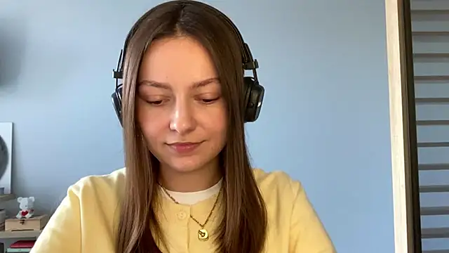 SoulHiperAgne  online show from October 18, 2025, 1:34 pm