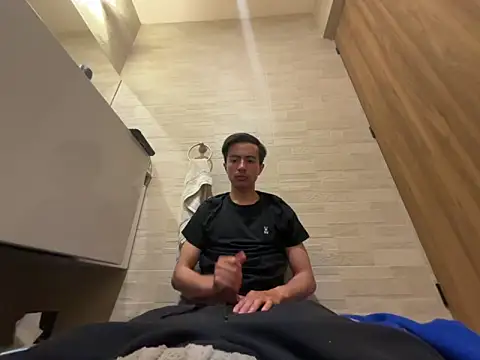 hornymagicalonso online show from March 4, 2026, 7:58 am