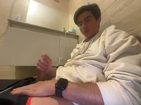 hornymagicalonso online show from March 28, 2026, 10:26 am