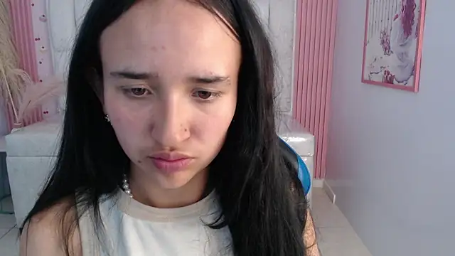 bella vibess s online show from November 21, 2025, 8:07 pm