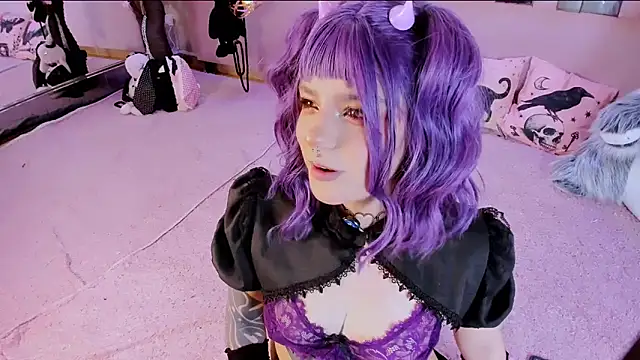 BizzyNoar online show from March 7, 2026, 6:43 am