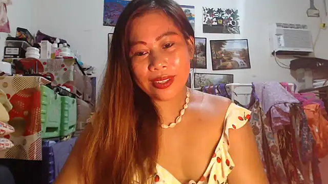 filipina beauty online show from October 1, 2025, 9:21 pm