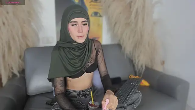 seraphine arabic online show from April 13, 2026, 1:27 pm