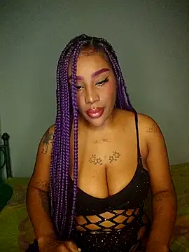 Queen Amara online show from December 1, 2025, 3:11 am